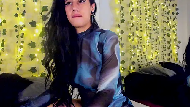 Natasha Nasty2 online show from February 4, 2025, 12:29 am