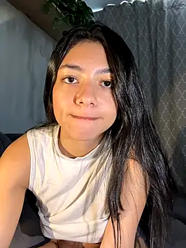 Liissa cute  online show from September 17, 2025, 8:00 pm