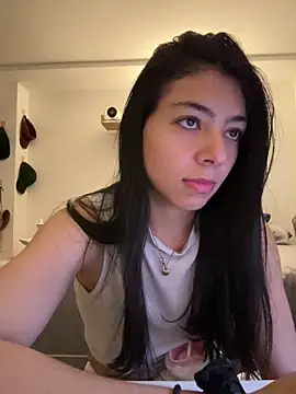 Snapshot of Liissa_cute_ chatting on February 5, 2026, 1:23 am Liissa cute online show from February 5, 2026, 1:23 am