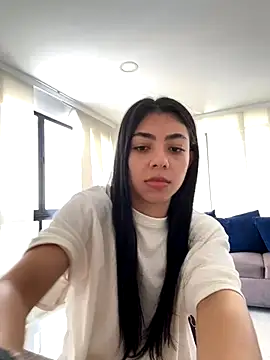 Liissa cute  online show from October 21, 2025, 3:55 pm