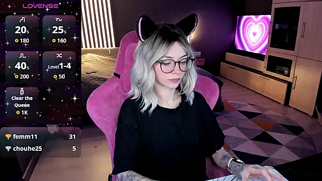 Snapshot of The_love_project chatting on February 19, 2026, 9:45 pm The love project online show from February 19, 2026, 9:45 pm