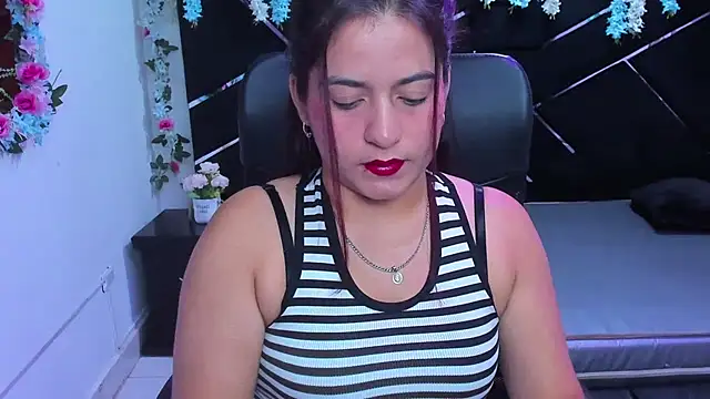 MariaClay online show from November 27, 2025, 12:16 pm