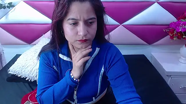 Snapshot of MariaClay chatting on March 7, 2025, 11:29 am MariaClay online show from March 7, 2025, 11:29 am