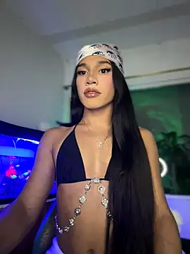 Snapshot of Emaa- chatting on November 11, 2025, 3:23 am Emaa- online show from November 11, 2025, 3:23 am