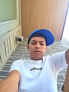 Snapshot of Yoko0381 chatting on October 3, 2025, 6:31 pm Yoko0381 online show from October 3, 2025, 6:31 pm