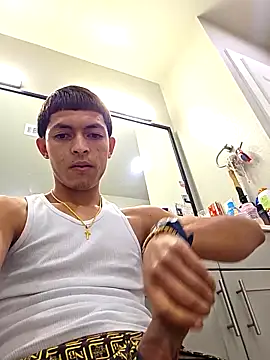 Yoko0381 online show from November 26, 2025, 4:56 am