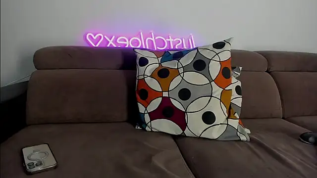 Snapshot of justchloex chatting on September 21, 2025, 3:28 pm justchloex online show from September 21, 2025, 3:28 pm