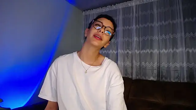 Snapshot of peyton_golden1 chatting on January 27, 2025, 5:25 am peyton golden1 online show from January 27, 2025, 5:25 am