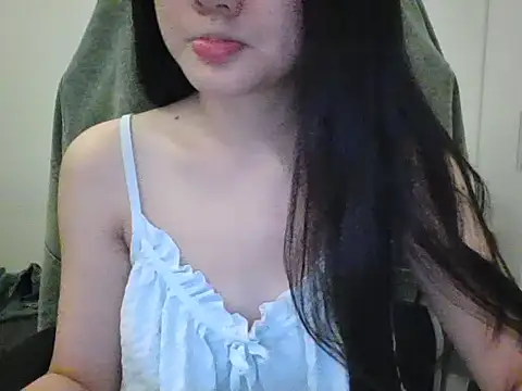 Snapshot of Yin-girl chatting on September 27, 2025, 11:38 am Yin-girl online show from September 27, 2025, 11:38 am