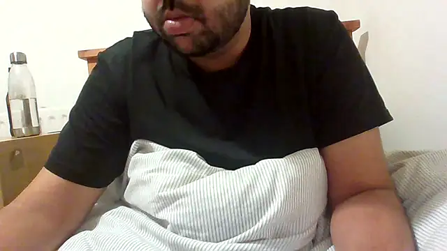 whoreboi98 online show from April 11, 2026, 9:40 pm