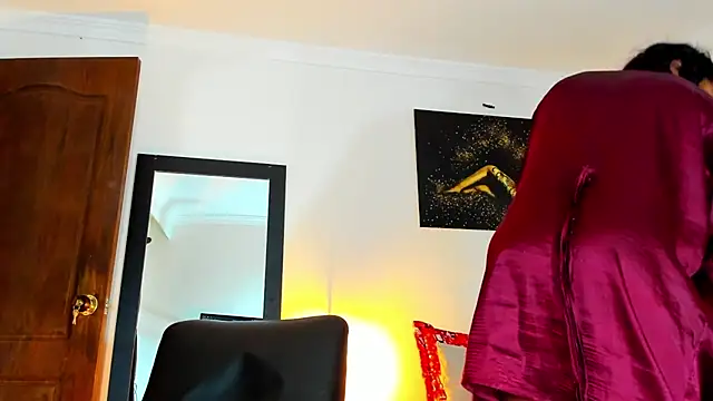 KimberlyBanks2 online show from January 7, 2026, 10:09 am