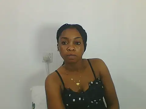 PrettyPrincess14 online show from March 5, 2025, 4:24 pm