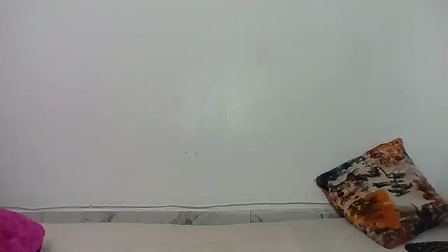 PrettyPrincess14 online show from October 4, 2025, 6:31 pm