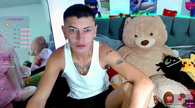  snopyy  online show from March 1, 2025, 11:26 pm