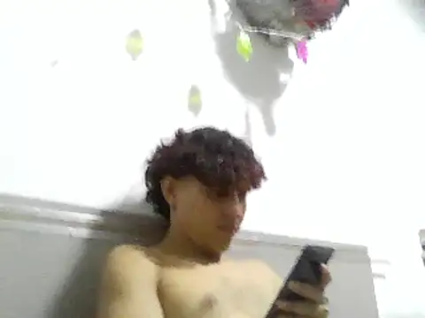 Snapshot of pedrodavid_ chatting on March 20, 2025, 10:07 pm pedrodavid online show from March 20, 2025, 10:07 pm