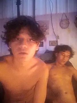 pedrodavid  online show from December 21, 2025, 11:38 pm