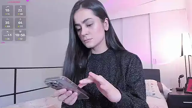 Snapshot of guccipussy1 chatting on December 12, 2024, 7:15 pm guccipussy1 online show from December 12, 2024, 7:15 pm