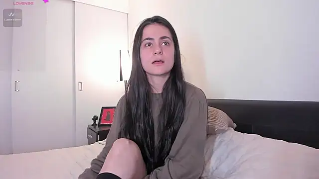 Snapshot of guccipussy1 chatting on January 7, 2025, 8:31 pm guccipussy1 online show from January 7, 2025, 8:31 pm
