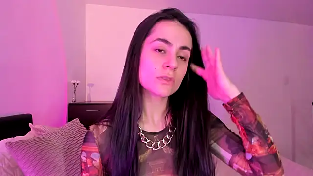 Snapshot of guccipussy1 chatting on March 13, 2025, 10:21 pm guccipussy1 online show from March 13, 2025, 10:21 pm