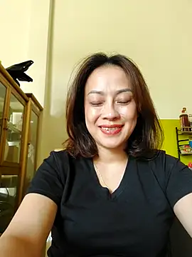 Baby-bigboobs2024 online show from September 14, 2025, 5:30 am