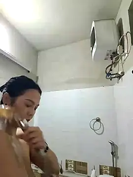 Snapshot of Tinease chatting on September 16, 2025, 3:02 pm Tinease online show from September 16, 2025, 3:02 pm