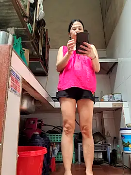 Snapshot of Tinease chatting on September 20, 2025, 3:55 am Tinease online show from September 20, 2025, 3:55 am