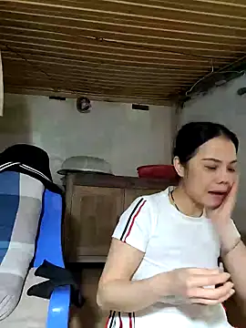 Tinease online show from March 9, 2025, 2:10 pm