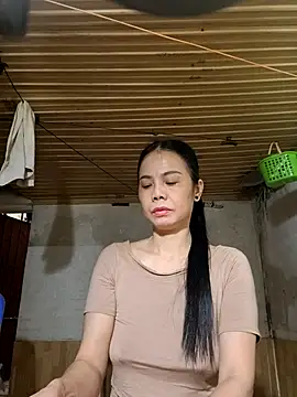 Snapshot of Tinease chatting on October 27, 2025, 10:22 pm Tinease online show from October 27, 2025, 10:22 pm