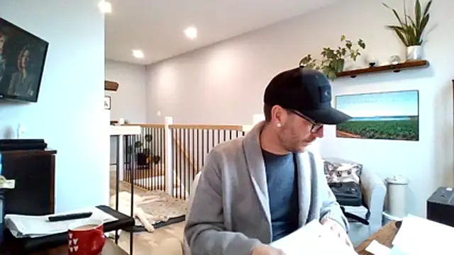 Bigdicktrav902 online show from March 31, 2026, 12:29 pm