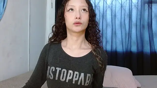 abbycutecs online show from January 10, 2026, 2:12 pm