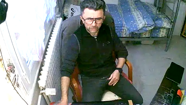 Lokoum3939 online show from March 4, 2026, 5:31 pm