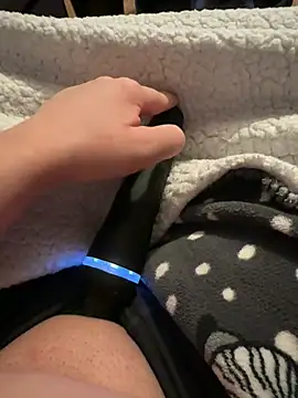 Snapshot of fuckmehora chatting on December 17, 2024, 2:55 pm fuckmehora online show from December 17, 2024, 2:55 pm