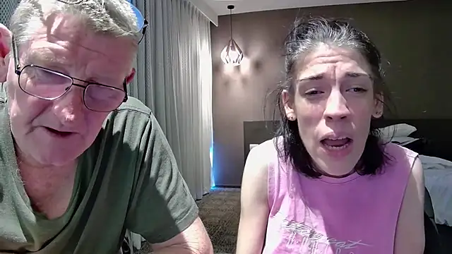 MelinahViking online show from November 1, 2025, 4:52 am