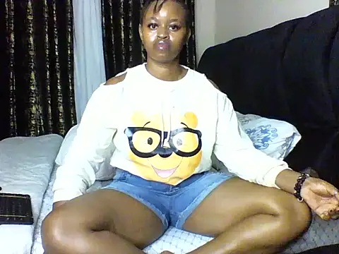 Snapshot of Candii_wet_ chatting on September 22, 2025, 8:04 pm Candii wet online show from September 22, 2025, 8:04 pm