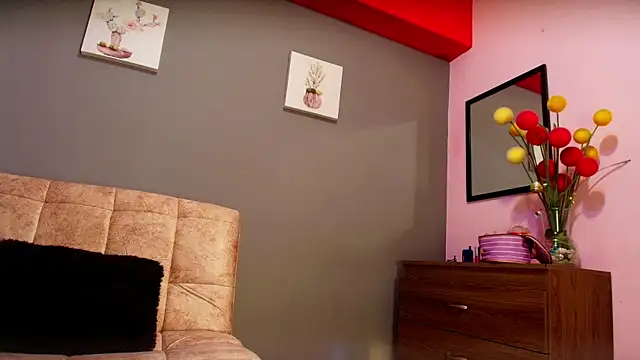 Snapshot of jade_brunnette chatting on September 24, 2025, 8:15 pm jade brunnette online show from September 24, 2025, 8:15 pm