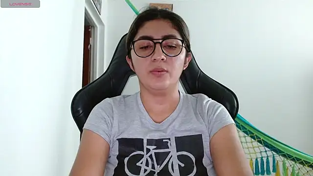 danna peterson1 online show from March 20, 2026, 8:32 pm