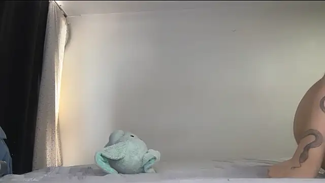 gabriycc online show from December 17, 2025, 7:30 pm