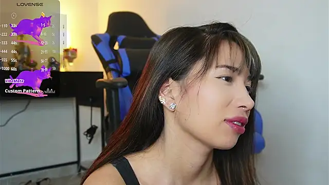 Snapshot of AlessiaVix chatting on February 24, 2025, 5:31 pm AlessiaVix online show from February 24, 2025, 5:31 pm