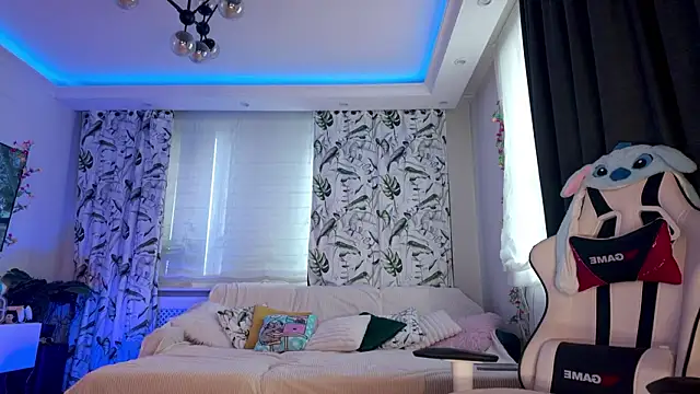 Anna Prince online show from March 2, 2026, 7:15 am