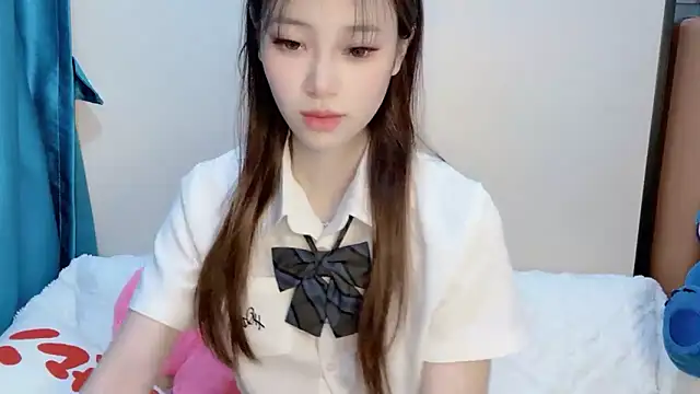 Snapshot of Barbie-168 chatting on December 29, 2024, 12:23 pm Barbie-168 online show from December 29, 2024, 12:23 pm