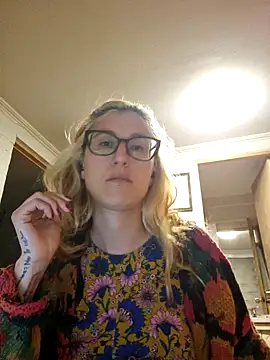 Snapshot of Afrania chatting on December 4, 2024, 1:08 am Afrania online show from December 4, 2024, 1:08 am