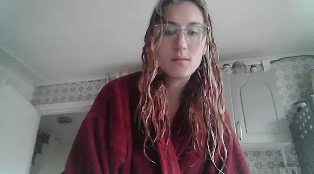 Snapshot of Afrania chatting on March 4, 2025, 1:49 pm Afrania online show from March 4, 2025, 1:49 pm