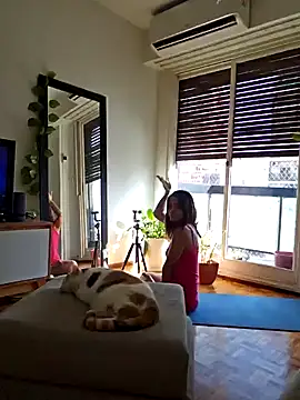 SaraLatinayPrimiciax online show from January 25, 2025, 8:31 pm