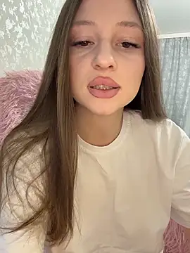 Kimsweet7 online show from February 8, 2026, 4:59 pm