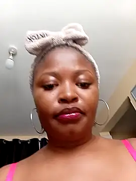 Snapshot of fatassmessey chatting on September 17, 2025, 6:37 am fatassmessey online show from September 17, 2025, 6:37 am