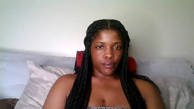 CaramelGoddessxoxo online show from April 19, 2026, 3:40 am
