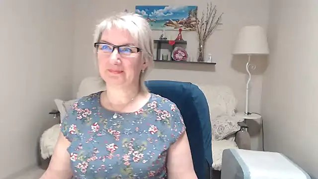 FleurMays online show from March 10, 2026, 5:22 am