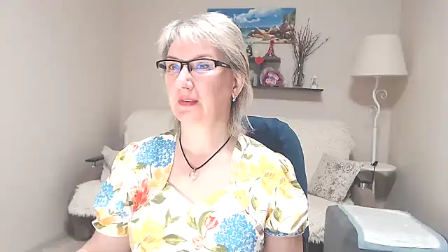 FleurMays online show from May 20, 2026, 3:25 am