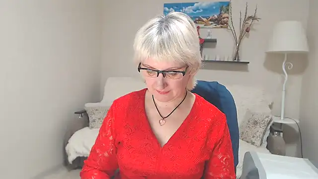 FleurMays online show from February 3, 2025, 11:42 am