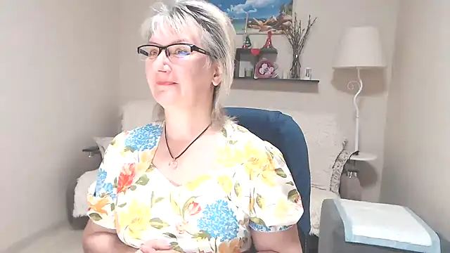 FleurMays online show from June 21, 2026, 4:29 am